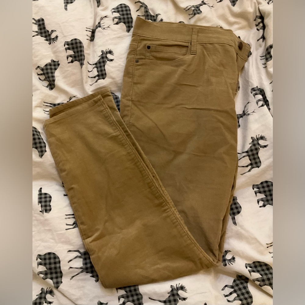 Beige gap legging jean in beige 33R